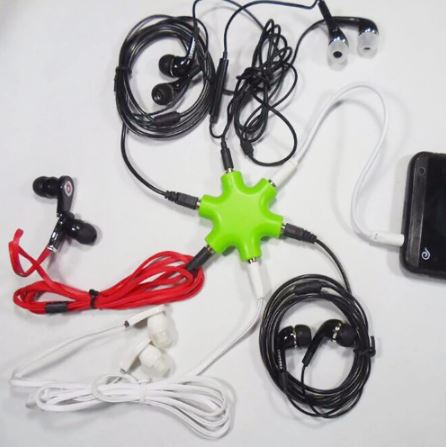 5-Way 3.5mm Stereo Headphone Extension Audio Hub Splitter 1 M to 2 3 4 5 F Black